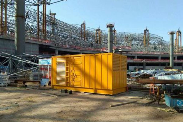 石阡发电机出租如何判断空气滤清器是否需要更换？